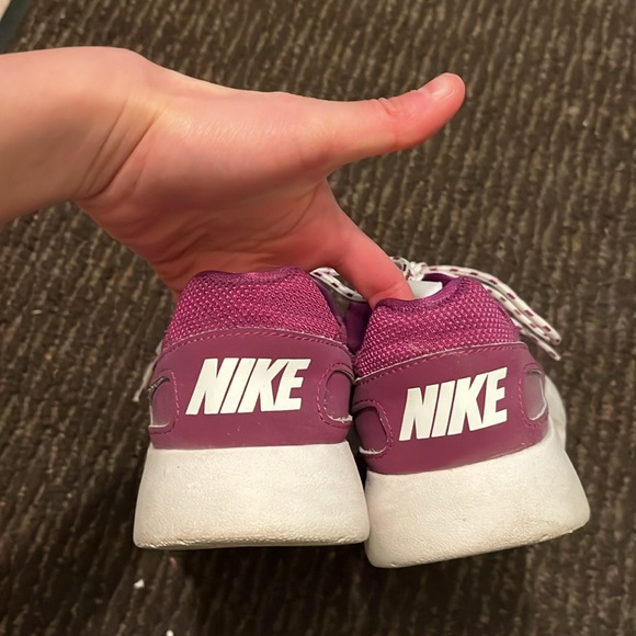 Purple Nike Runners - Size 1Y - Picture 4 of 4